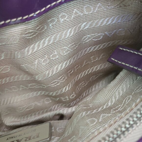 Prada Vintage Tessuto Beige Cloth Rare Purple Patent Leather Trim Crossbody Bag